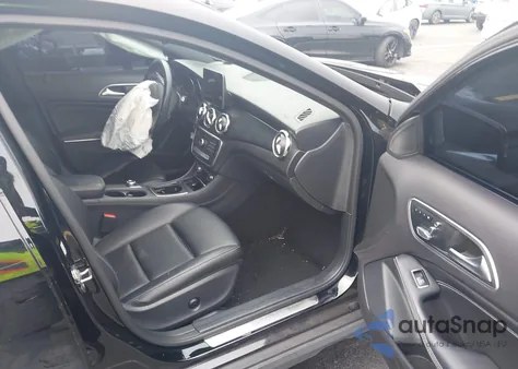 2019 Mercedes-Benz Gla 250 z USA, uszkodzony, nr VIN WDCTG4EB4KJ569628